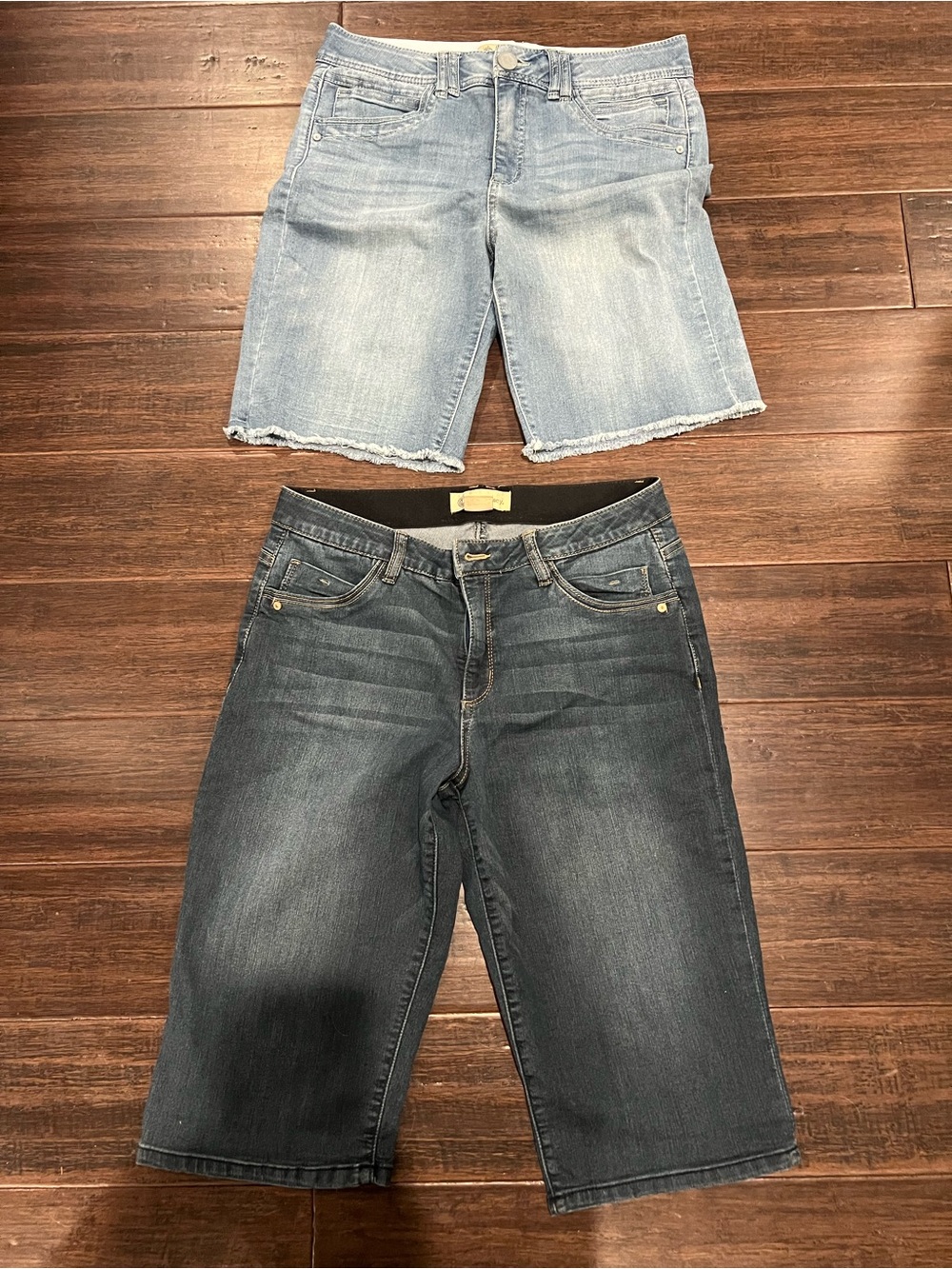 2-Democracy Abtechnology Denim Jean Shorts Womens Size 10 Stretch Mid Rise Blue